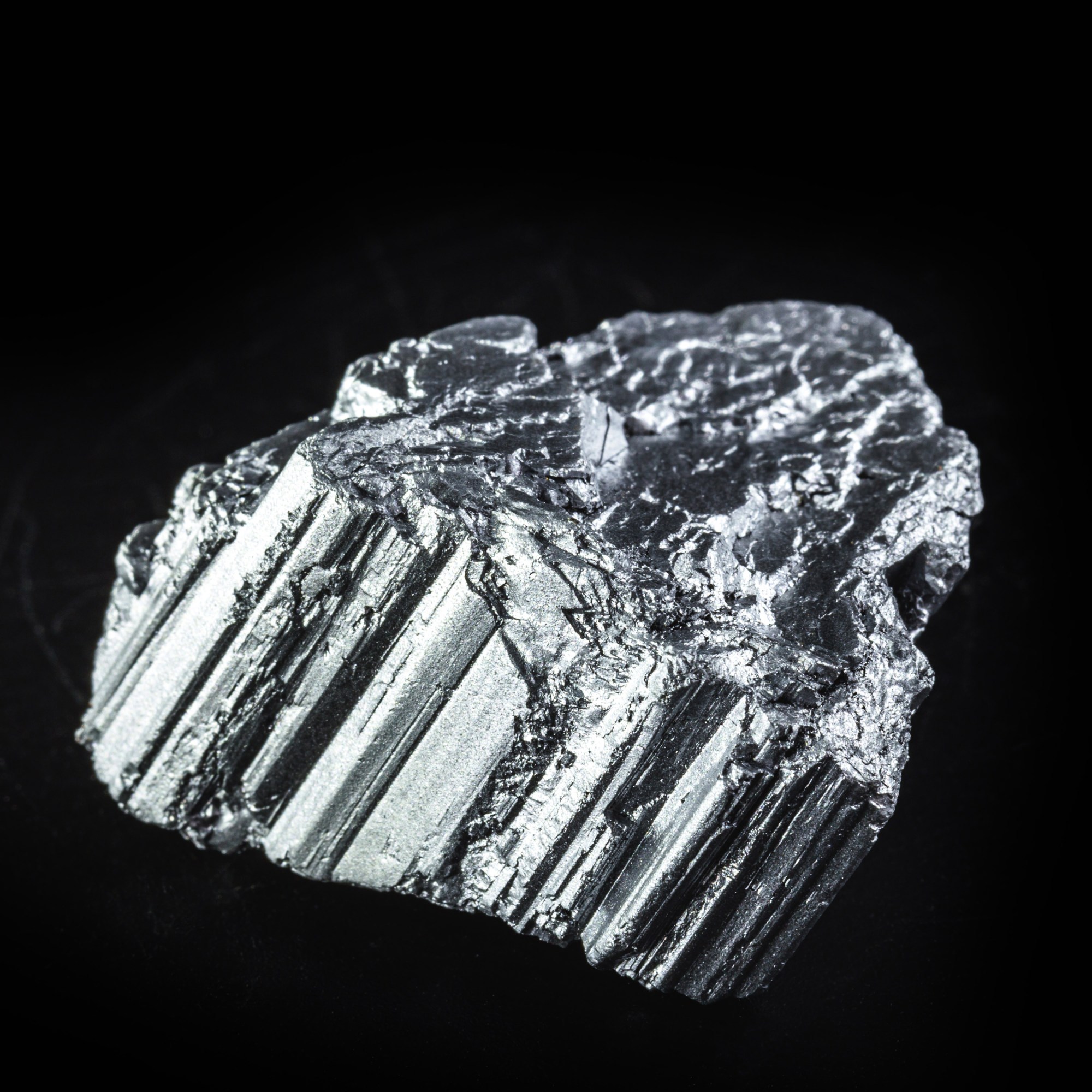 neodymium metal ore